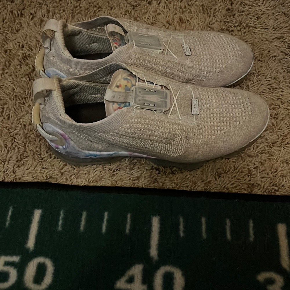 Vapor max shoes